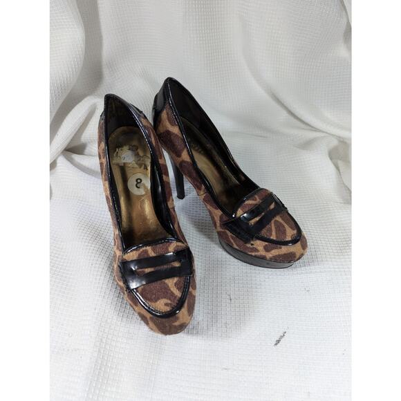 NINE WEST! BLACK & BROWN COWHIDE & PATENT LEATHER LOAFER TOE HEELS, PUMPS! SZ 8 - Picture 3 of 10